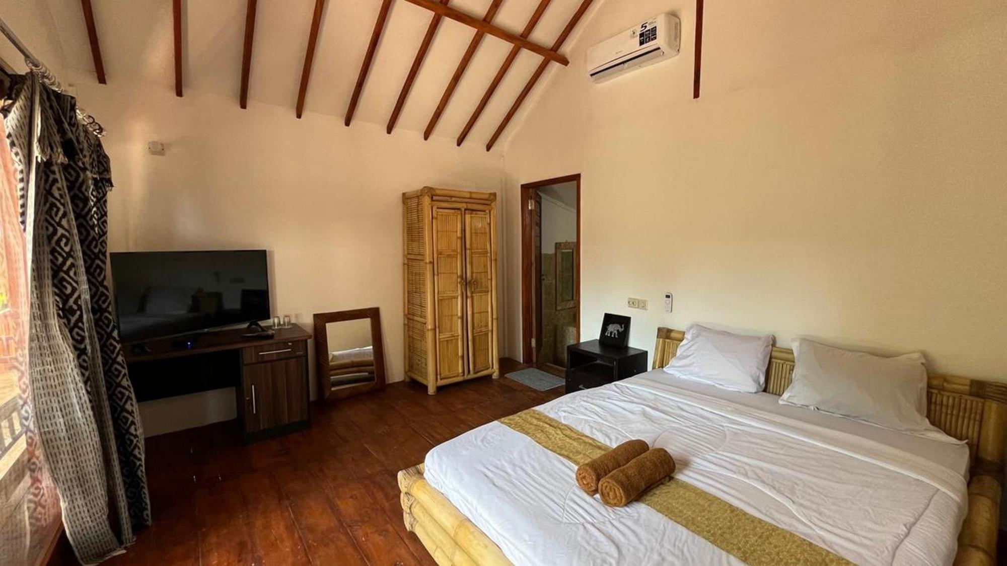 Cici Bungalow Senggigi Mangsit Exteriér fotografie